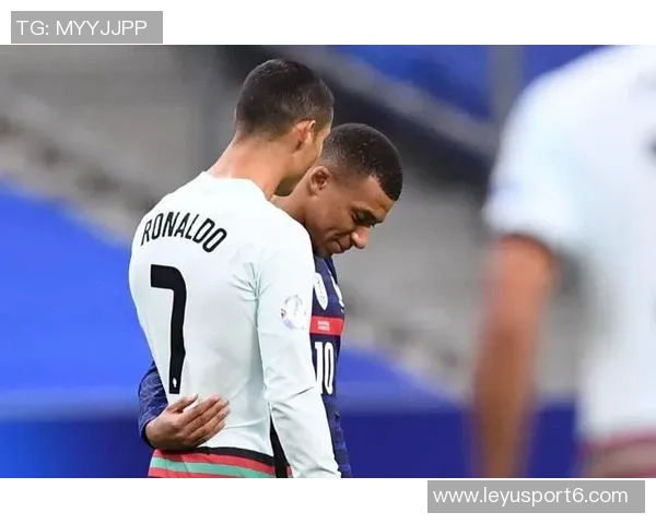 法国国家队最新名单公布姆巴佩领衔坎特萨利巴入选登贝莱琼阿梅尼因伤缺席