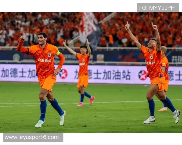 中超联赛第28轮山东泰山迎战上海海港争夺关键积分之战