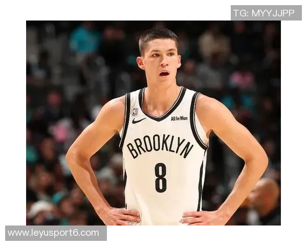 李宁代言人杰明打板三分助篮网领先魔术两分狂喜时刻再现