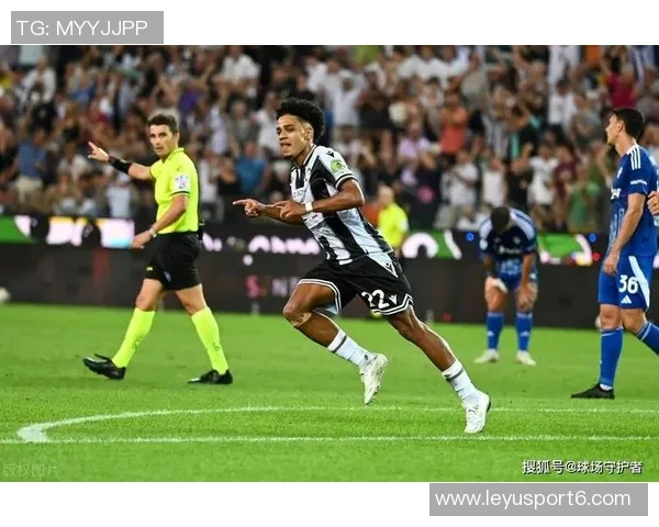 尤文图斯球探现场考察维罗纳对阵帕尔马的吉奥瓦尼与伯纳贝表现